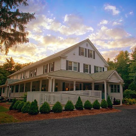 Mountaintop Lodge At Lake Naomi Pocono Pines Exterior photo